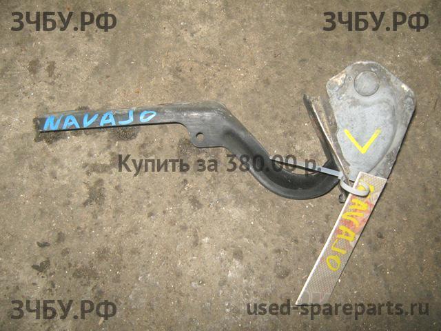 Mazda Navajo Петля капота
