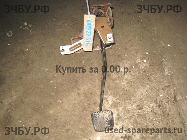 Mazda 626 [GE] Педаль тормоза