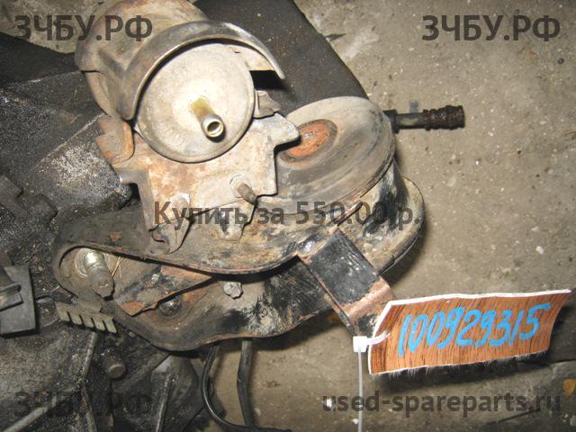 Mazda 626 [GE] Опора КПП