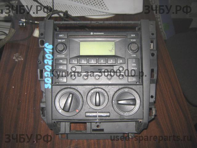 Volkswagen Jetta 4/Bora [1J2] Магнитола