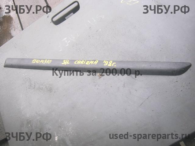 Mitsubishi Carisma (DA) Молдинг двери задней левой