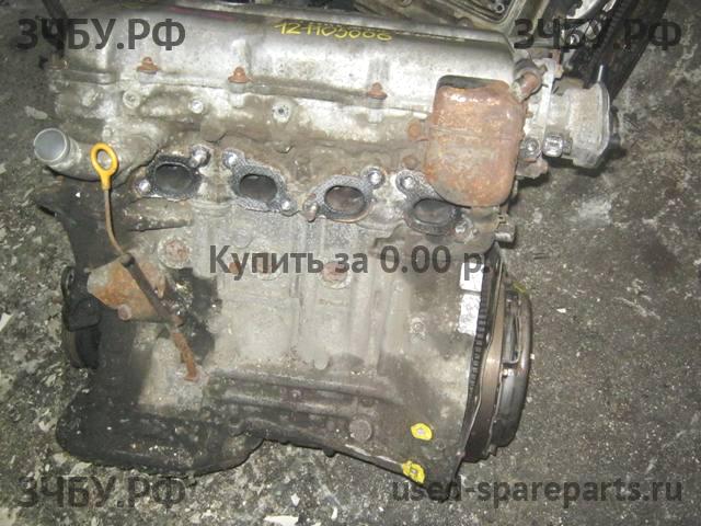 Nissan Primera P10 Головка блока