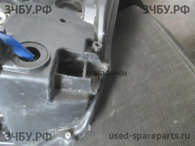 Lexus CT (1) 200h Фара правая