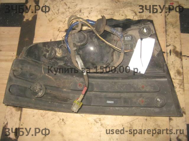 Dodge Intrepid 1 Фонарь правый