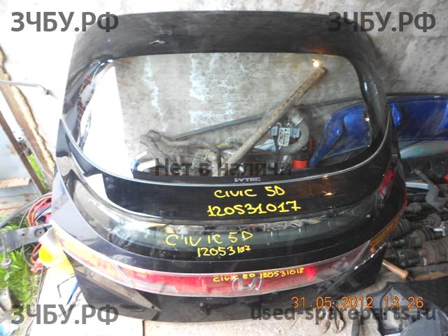 Honda Civic 8 (5D) Дверь багажника со стеклом