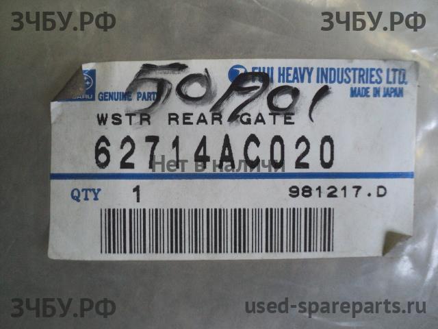 Subaru Legacy 2 (B11) Уплотнитель