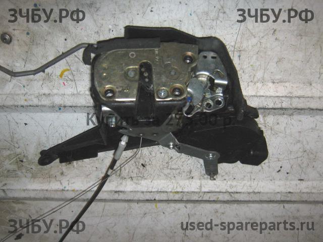 Nissan X-Trail 1 (T30) Замок двери