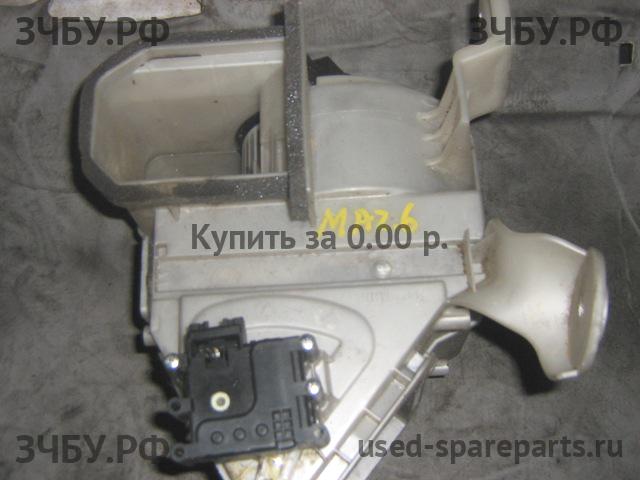 Mazda 6 [GG] Корпус отопителя (корпус печки)