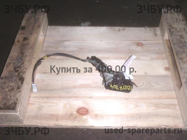 Lexus LS (2) 400 Замок двери задней правой