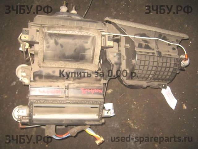 Ford Mondeo 2 Корпус отопителя (корпус печки)
