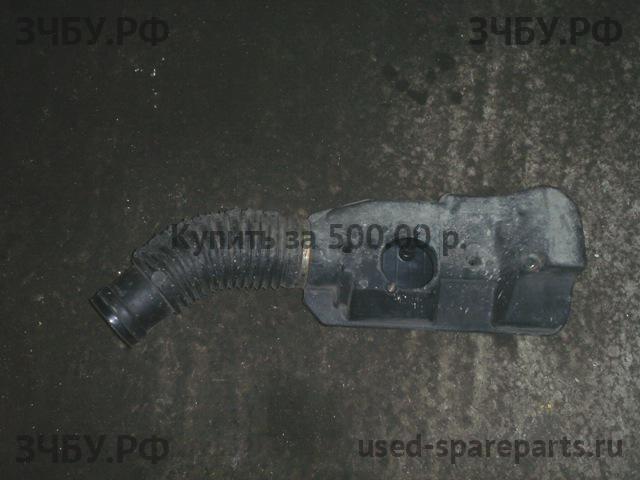 Ford Mondeo 2 Патрубок