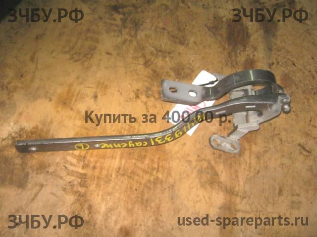 Porsche Cayenne 1 (955/957) Петля двери багажника