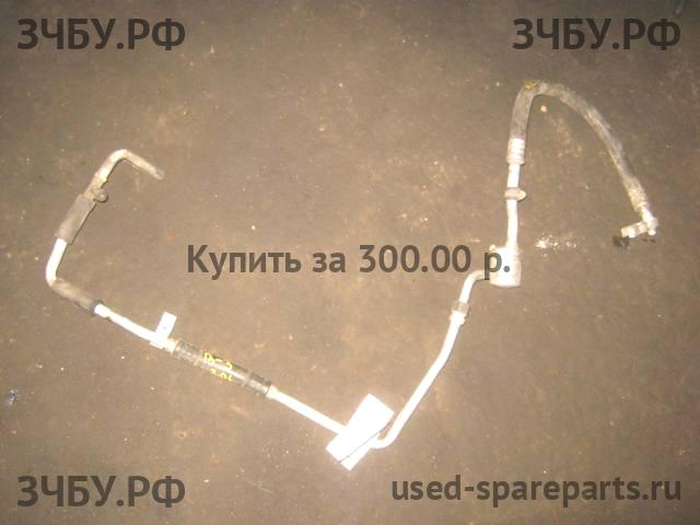 Volkswagen Passat B3 Трубка кондиционера