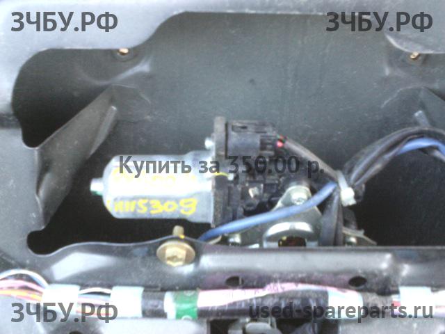 Lexus RX (2) 300/330/350/400h Замок багажника