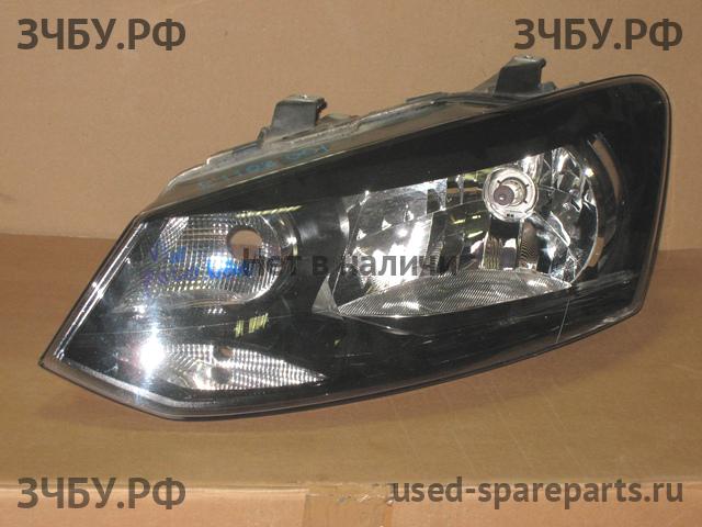 Volkswagen Polo 5 (HB) Фара левая