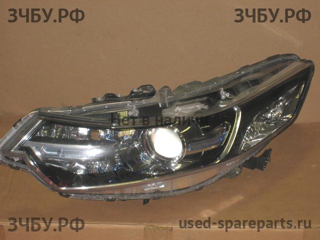 Honda Accord 8 Фара левая