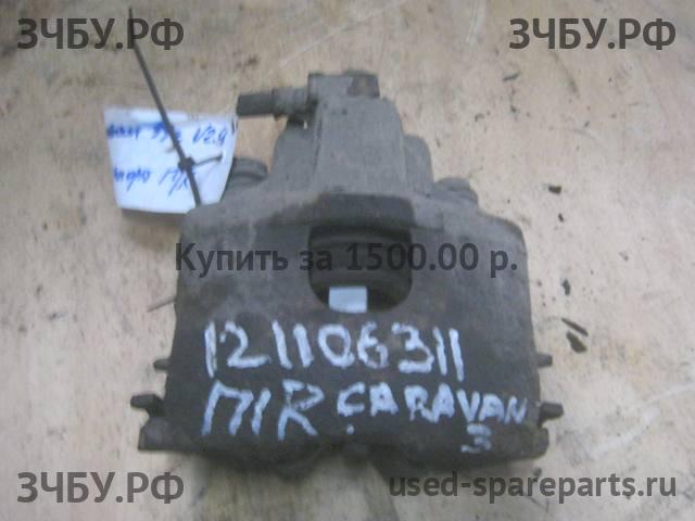 Chrysler Voyager/Caravan 3 Суппорт передний правый (в сборе со скобой)