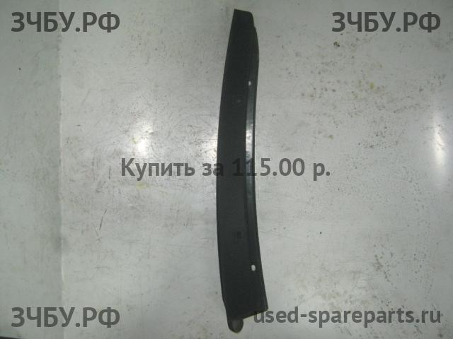 Opel Astra F Накладка стойки