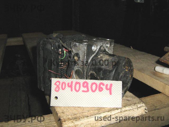 Volkswagen Jetta 4/Bora [1J2] Блок ABS (насос)