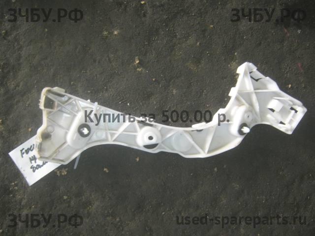 Ford Focus 3 Кронштейн бампера задний