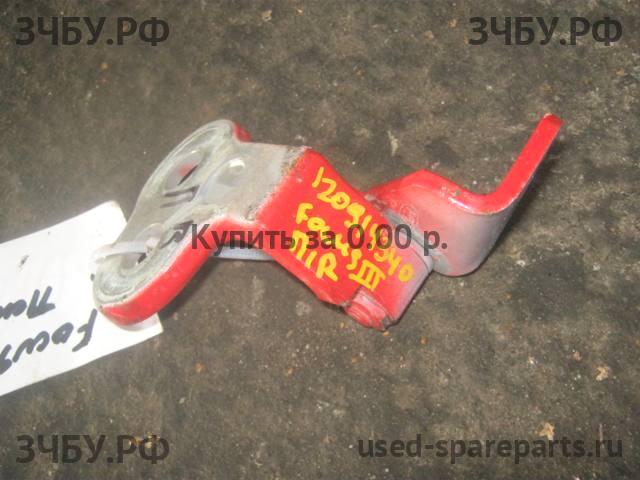 Ford Focus 3 Петля двери передней правой