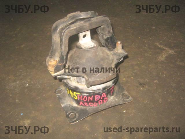 Honda Accord 7 Опора двигателя