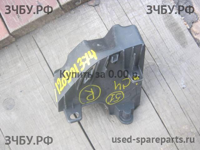 Citroen C4 (1) Кронштейн бампера