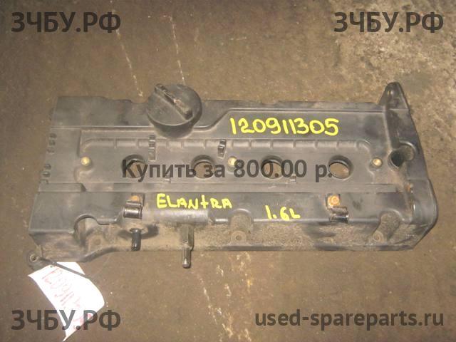 Hyundai Elantra 1 Крышка головки блока (клапанная)