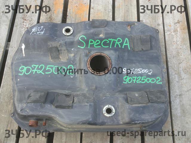 KIA Spectra Бак топливный