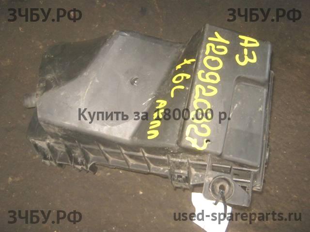 Audi A3 [8L] Корпус воздушного фильтра