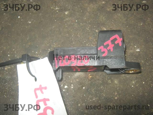 Audi A3 [8L] Датчик удара AIR BAG (SRS)