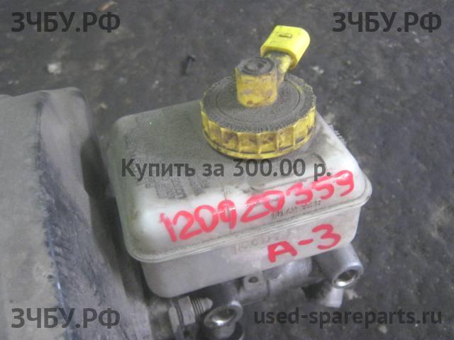 Audi A3 [8L] Бачок главного тормозного цилиндра