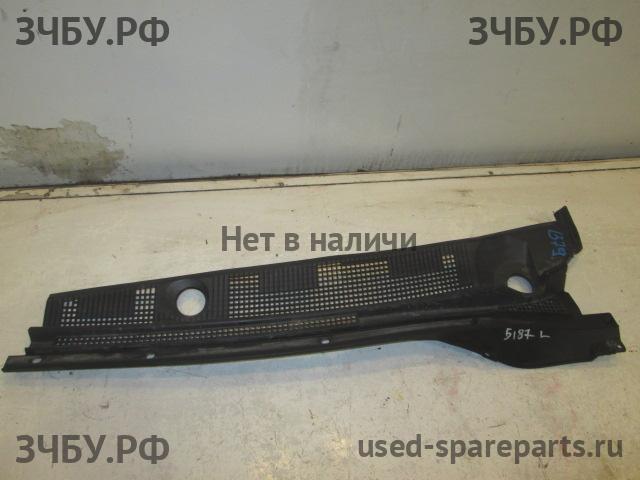 Mitsubishi Lancer 9 [CS/Classic] Решетка стеклоочистителя (Дефлектор водостока)
