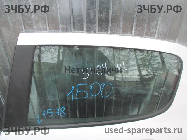 Peugeot 308 Стекло двери задней левой