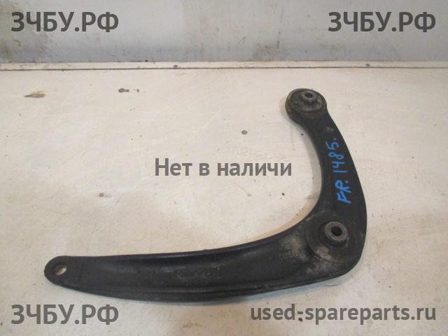 Peugeot 308 Рычаг передний правый