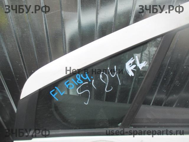 Peugeot 308 Стекло двери передней левой