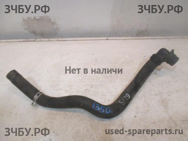Citroen C5 (1) Патрубок радиатора