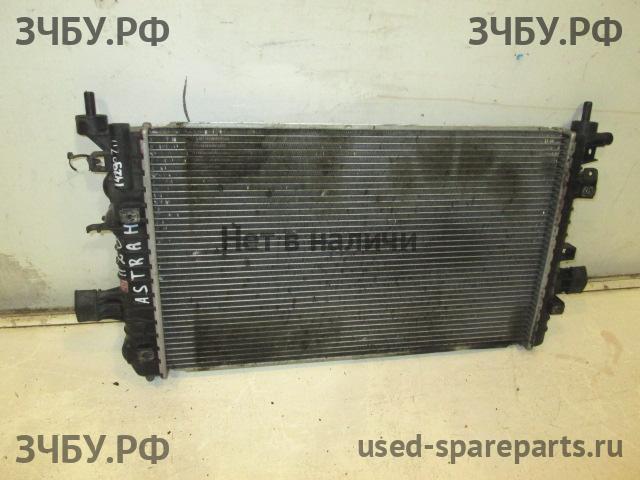 Opel Astra H Радиатор основной (охлаждение ДВС)
