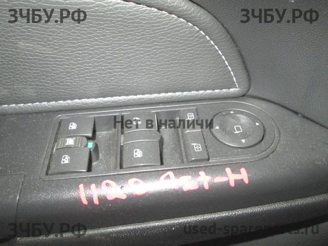 Opel Astra H Кнопка стеклоподъемника передняя левая (блок)