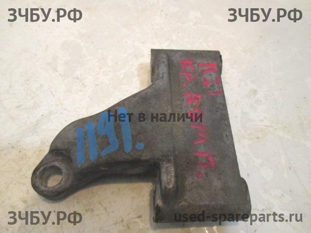 Subaru Legacy 2 (B11) Кронштейн