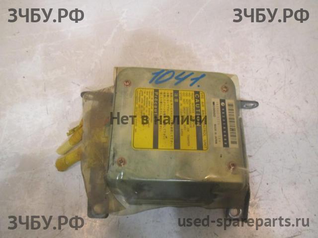Subaru Legacy 2 (B11) Блок управления AirBag (блок активации SRS)