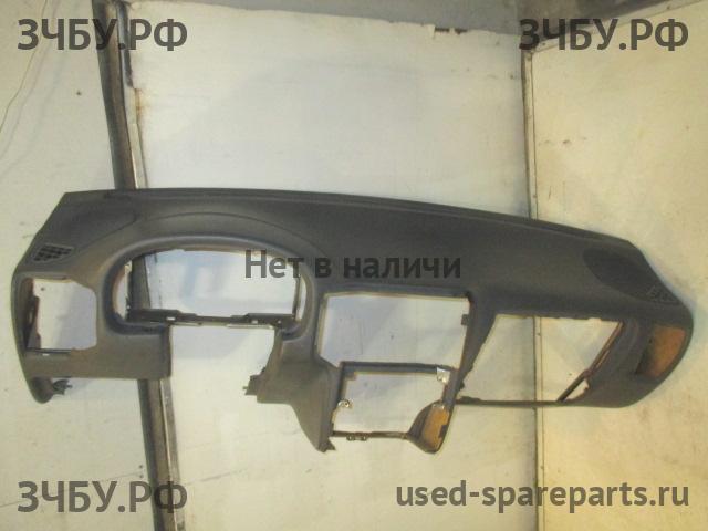 Volkswagen Polo 3 Торпедо
