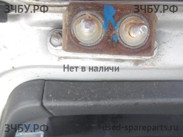 Subaru Legacy 2 (B11) Петля двери багажника