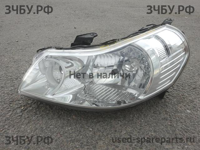 Suzuki SX4 (1) Фара левая