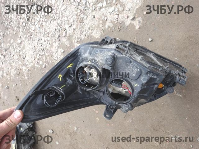 Ford Focus 2 (рестайлинг) Фара правая