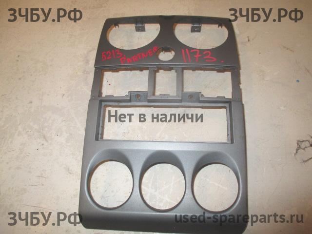 Peugeot Partner 1 (M59) Накладка декоративная на торпедо