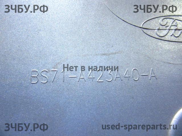 Ford Mondeo 4 Накладка на дверь багажника