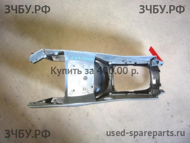 Chevrolet Lacetti Консоль между сиденьями (Подлокотник)