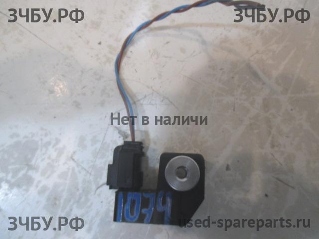 Renault Megane 2 Датчик удара AIR BAG (SRS)