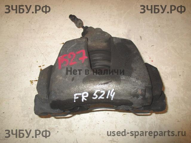 Ford Focus 3 Суппорт передний правый (в сборе со скобой)